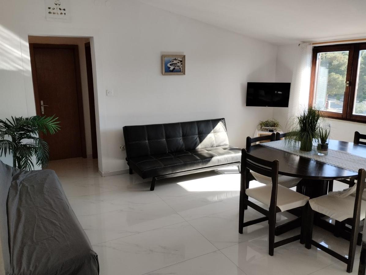 Braco Apartments By The Sea With A Sea View Zaboric Exterior photo