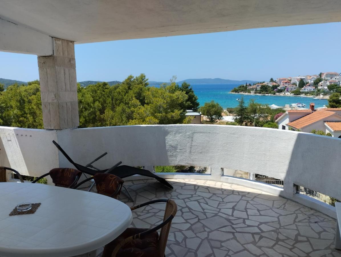 Braco Apartments By The Sea With A Sea View Zaboric Exterior photo