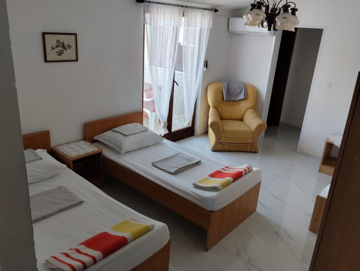 Braco Apartments By The Sea With A Sea View Zaboric Exterior photo